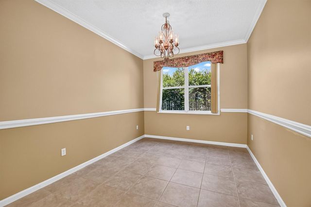 2520 Glendale Place, Royal Palm Beach, FL 33411