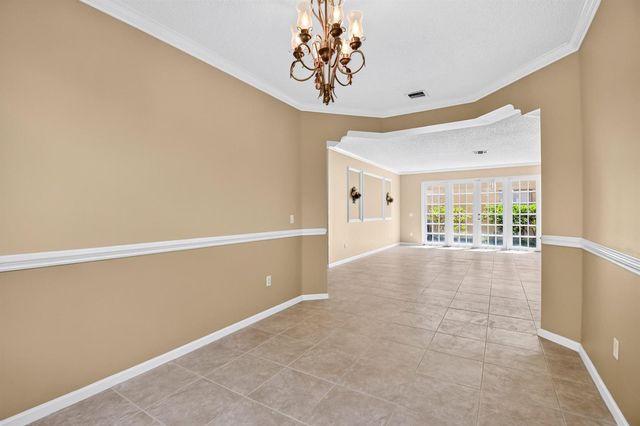 2520 Glendale Place, Royal Palm Beach, FL 33411