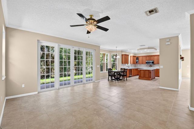 2520 Glendale Place, Royal Palm Beach, FL 33411