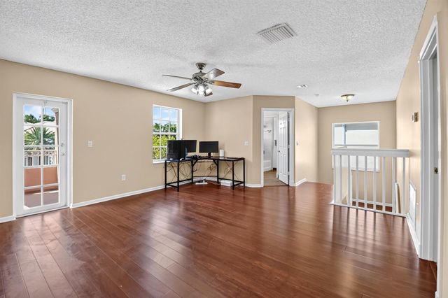 2520 Glendale Place, Royal Palm Beach, FL 33411