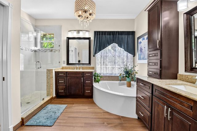 2520 Glendale Place, Royal Palm Beach, FL 33411