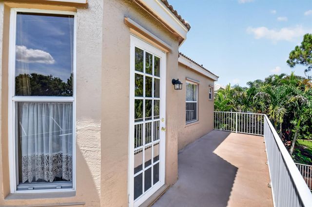 2520 Glendale Place, Royal Palm Beach, FL 33411