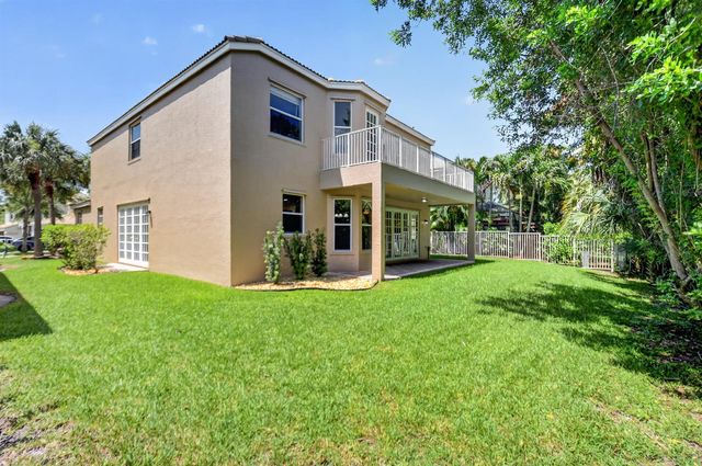 2520 Glendale Place, Royal Palm Beach, FL 33411