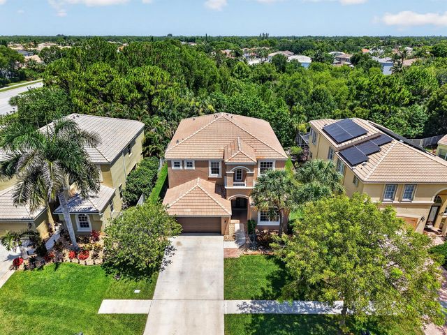 2520 Glendale Place, Royal Palm Beach, FL 33411