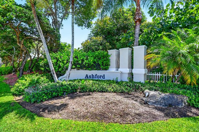2520 Glendale Place, Royal Palm Beach, FL 33411