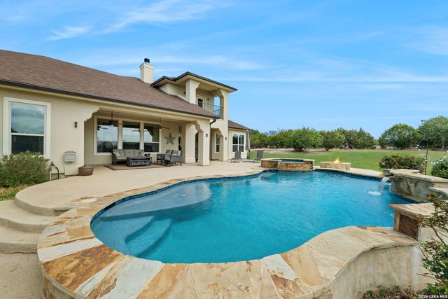 719 Kreutzberg, Boerne, TX 78006