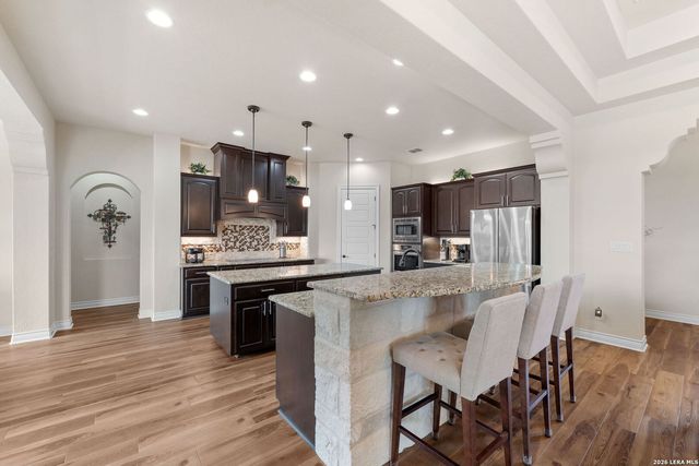 719 Kreutzberg, Boerne, TX 78006