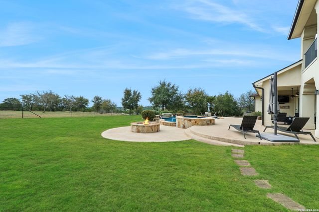 719 Kreutzberg, Boerne, TX 78006