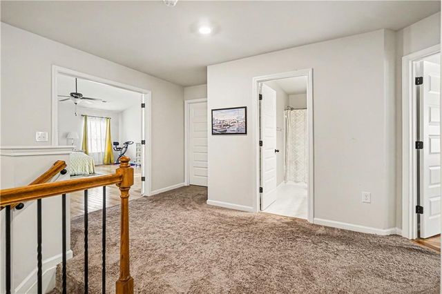 684 Lakehaven Lane, Loganville, GA 30052