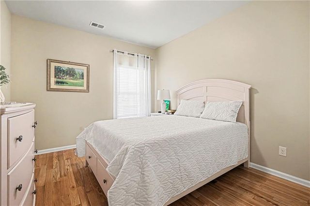 684 Lakehaven Lane, Loganville, GA 30052