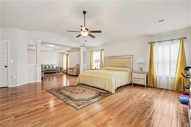 684 Lakehaven Lane, Loganville, GA 30052