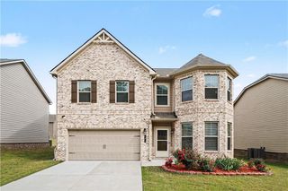 684 Lakehaven Lane, Loganville, GA 30052