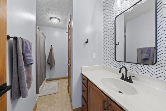 6206 Feder Road, Columbus, OH 43228