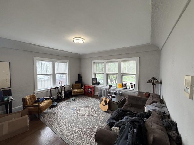 1922 N Palmer STREET, Milwaukee, WI 53212