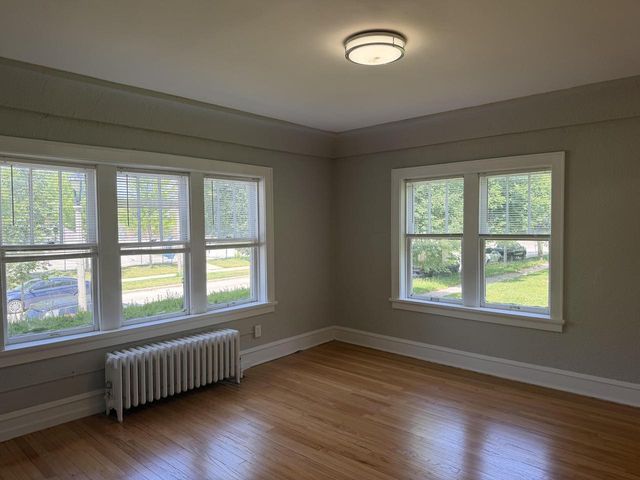 1922 N Palmer STREET, Milwaukee, WI 53212