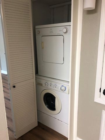 12633 Memorial Drive 8, Houston, TX 77024