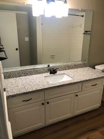 12633 Memorial Drive 8, Houston, TX 77024