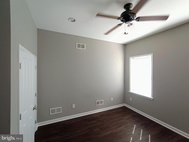 1 CLINTON ST N, Baltimore, MD 21224