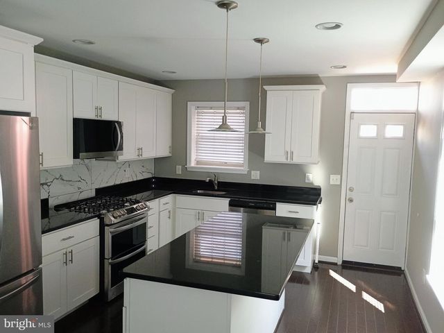 1 CLINTON ST N, Baltimore, MD 21224