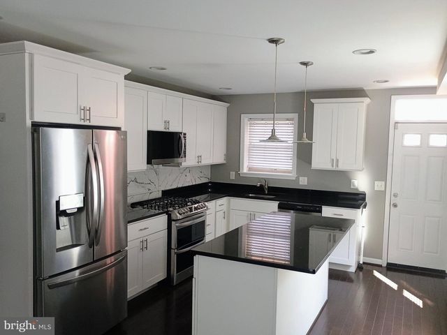1 CLINTON ST N, Baltimore, MD 21224