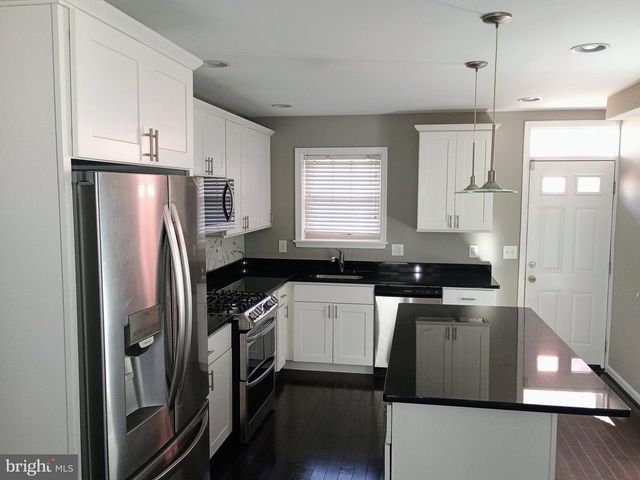 1 CLINTON ST N, Baltimore, MD 21224