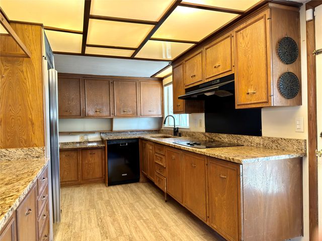 1102 N Edwards Court, Irving, TX 75062