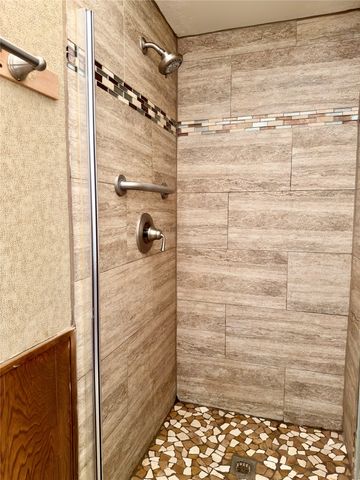 1102 N Edwards Court, Irving, TX 75062