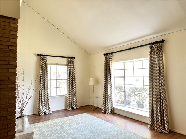 1102 N Edwards Court, Irving, TX 75062