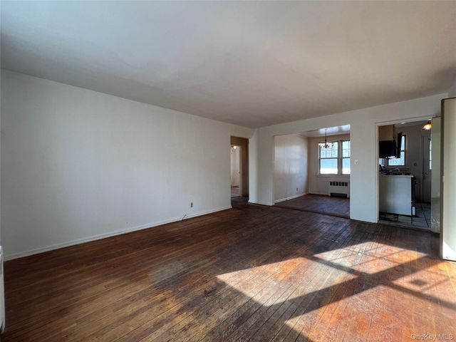 101 Carpenter Avenue 1B, Mount Kisco, NY 10549