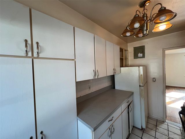 101 Carpenter Avenue 1B, Mount Kisco, NY 10549