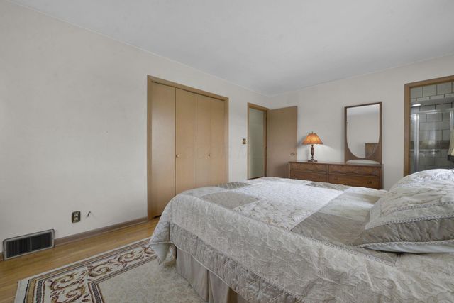 360 State Route 142 NE, West Jefferson, OH 43162