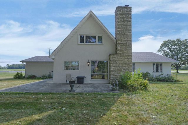 360 State Route 142 NE, West Jefferson, OH 43162