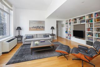 80 RIVERSIDE Boulevard # 19B, New York City, NY 10069