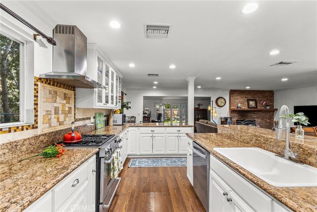 22719 Criswell, West Hills, CA 91307