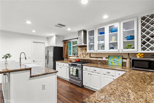 22719 Criswell, West Hills, CA 91307