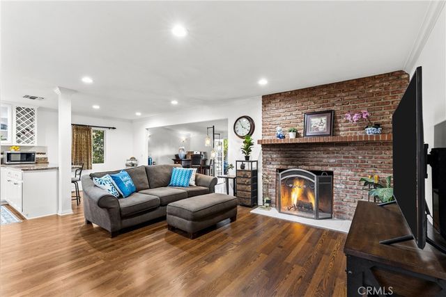 22719 Criswell, West Hills, CA 91307