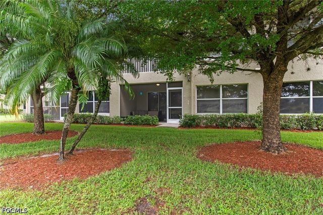 2261 Somerset Ridge DR 103, Lehigh Acres, FL 33973