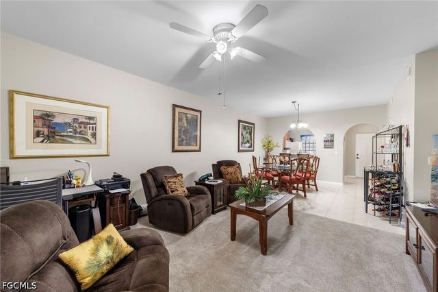 2261 Somerset Ridge DR 103, Lehigh Acres, FL 33973