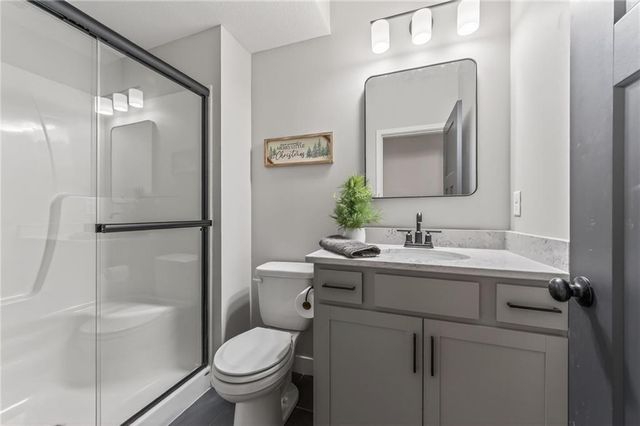 3925 NW 95th Terrace, Kansas City, MO 64154