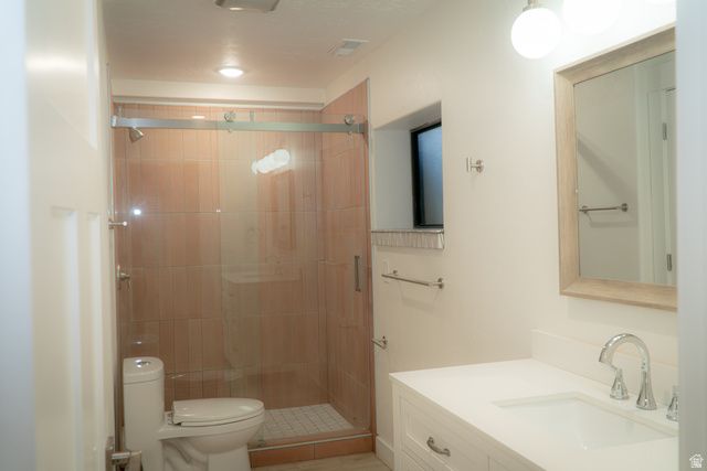 895 E QUAIL DR, Provo, UT 84604