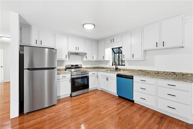 915 Wyntuck NW Drive, Kennesaw, GA 30152