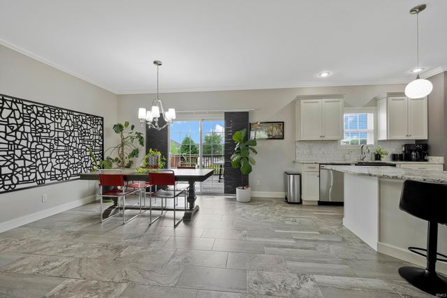 10848 Sable Ridge Drive, Evansville, IN 47725