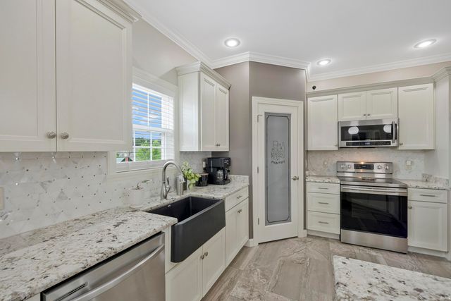10848 Sable Ridge Drive, Evansville, IN 47725