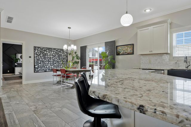 10848 Sable Ridge Drive, Evansville, IN 47725