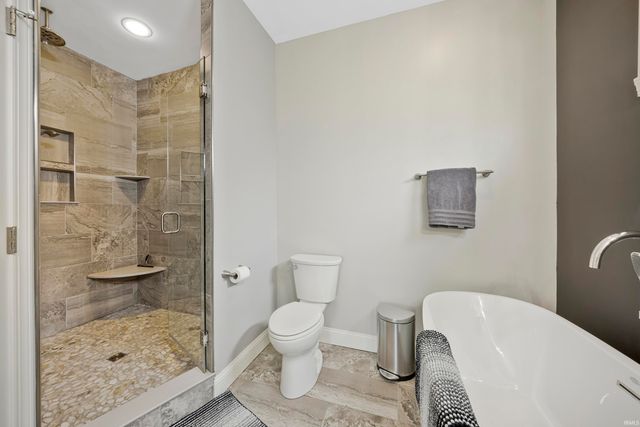 10848 Sable Ridge Drive, Evansville, IN 47725