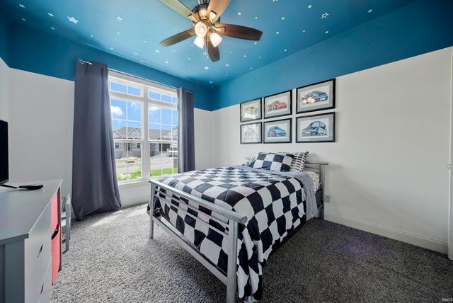 10848 Sable Ridge Drive, Evansville, IN 47725