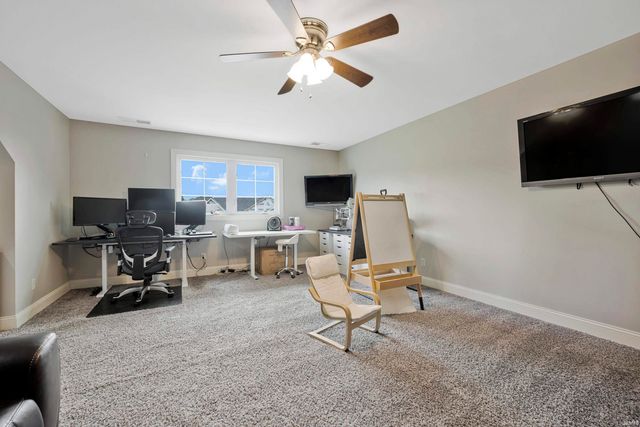 10848 Sable Ridge Drive, Evansville, IN 47725