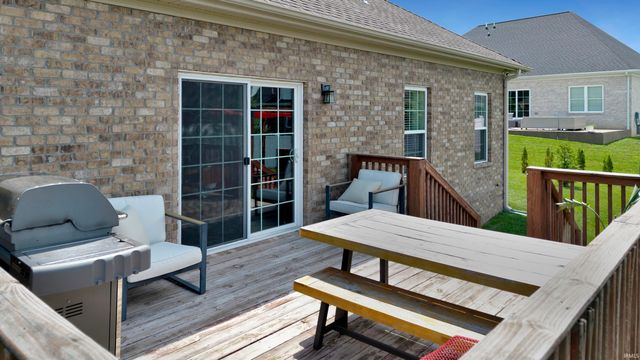 10848 Sable Ridge Drive, Evansville, IN 47725