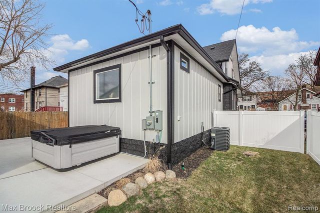 314 S Laurel Street, Royal Oak, MI 48067