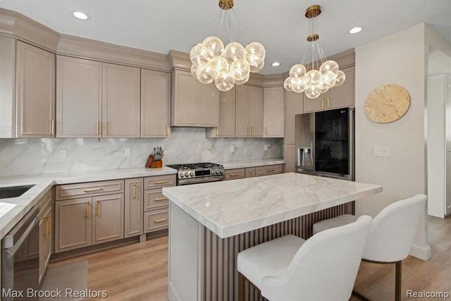 314 S Laurel Street, Royal Oak, MI 48067